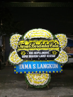 Papan Bunga Duka di Pakpak Bharat
