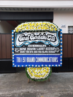 Papan Bunga Duka di Pakpak Bharat
